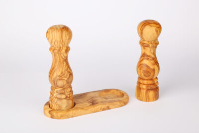 Traditional Pepper Mill (O18) - Image 2